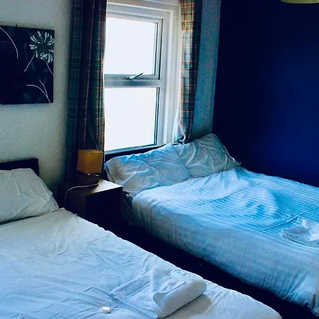 Henson Pleasure Guest house 3*