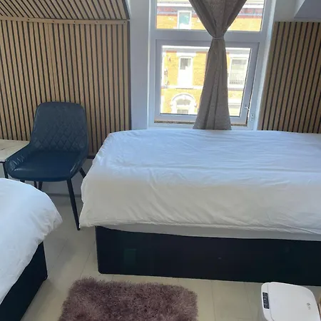 Hotel Mr Sandman's 2*
