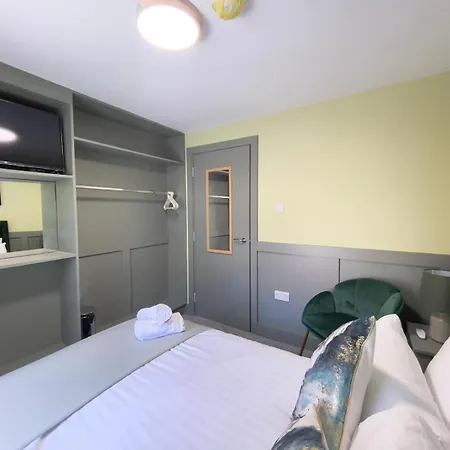 Serenity By Sasco Apartment *