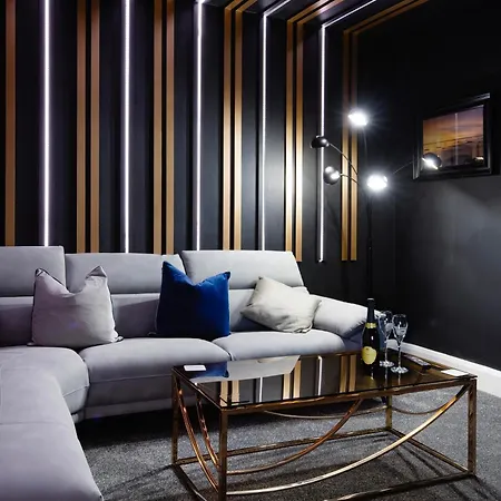 Swish Luxury * Blackpool
