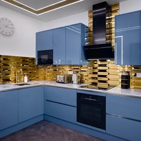 Swish Luxury Apartment