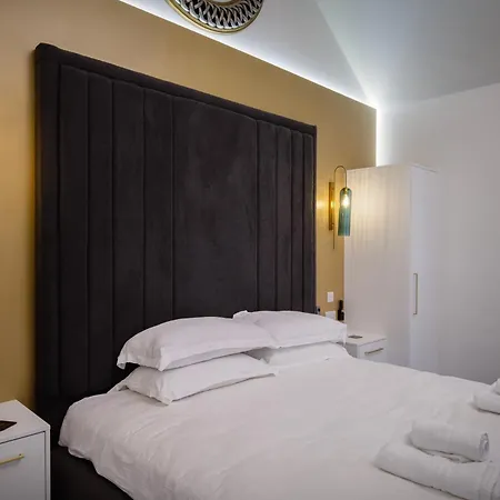 Apartment Swish Luxury *