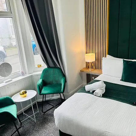 Tropical Heaven By Luxe Apartment Blackpool