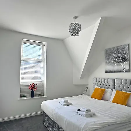 Granada At Pleasure Apartment