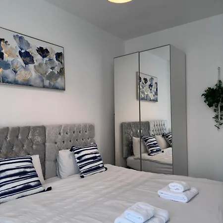 Granada At Pleasure Apartment Blackpool