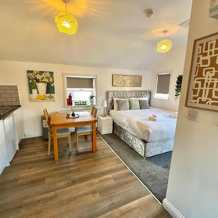 Granada At Pleasure Apartment *