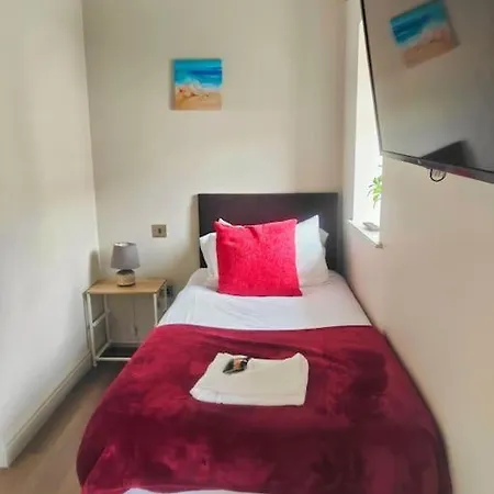 Apartment Sloane Modern 2 Bedroom Seafront Blackpool