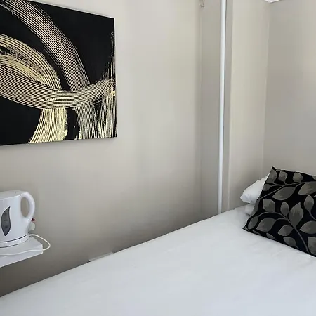 Guest house At 25 Blackpool