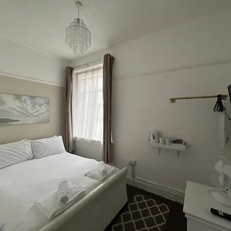 Guest house At 25 Blackpool