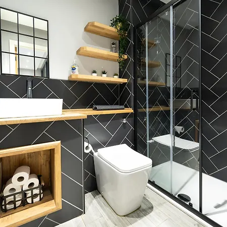 Charles Alexander Short - Vibe Apartment Blackpool