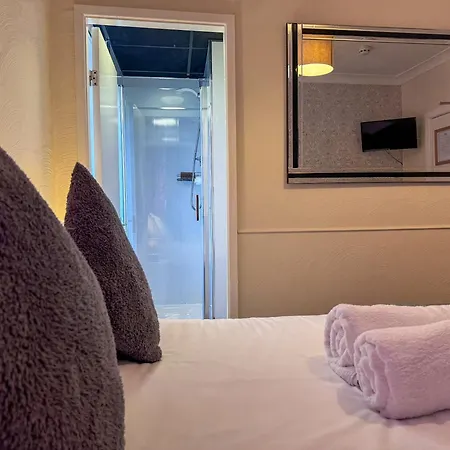 The Ascot Guest house Blackpool