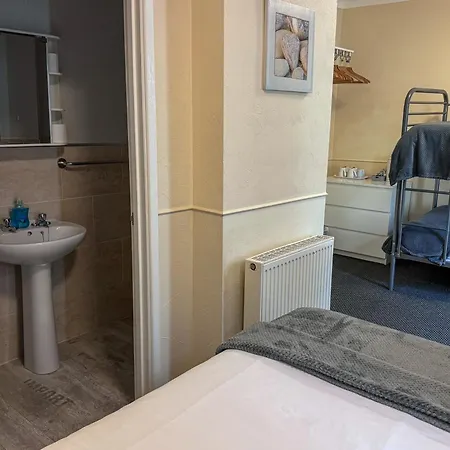 Guest house The Ascot 3*