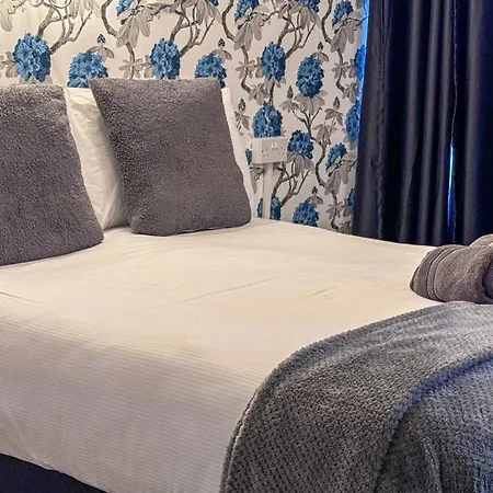 The Ascot Guest house