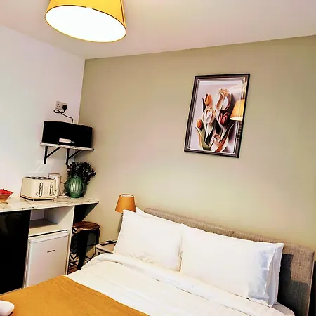 Blok 3 -jacuzzi Suites, & Ensuite アパートホテル *