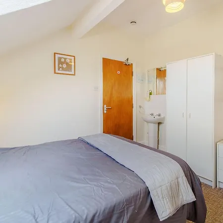 Holiday home Highbury *