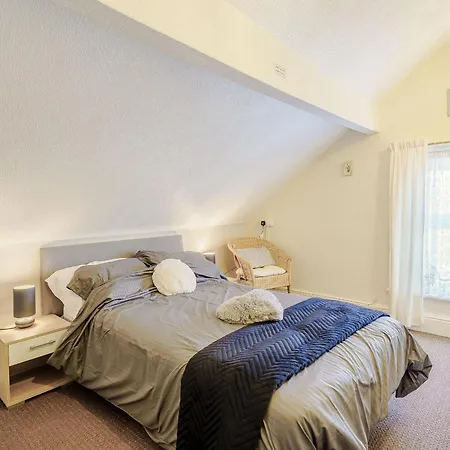 Holiday home Highbury *