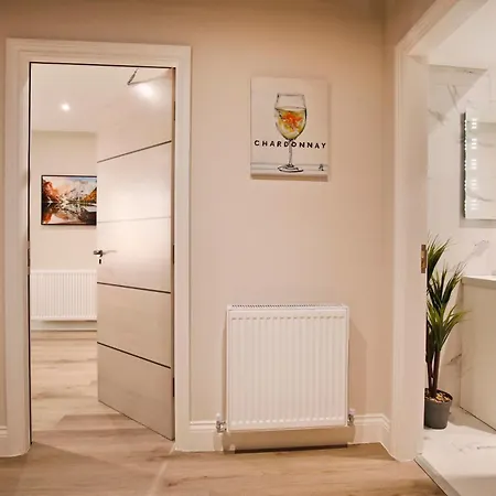 Oceania Apartment