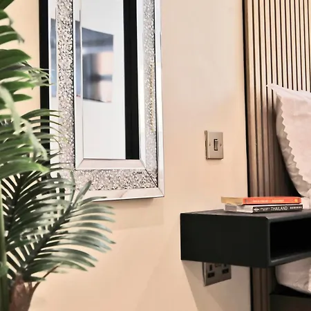 Oceania Apartment