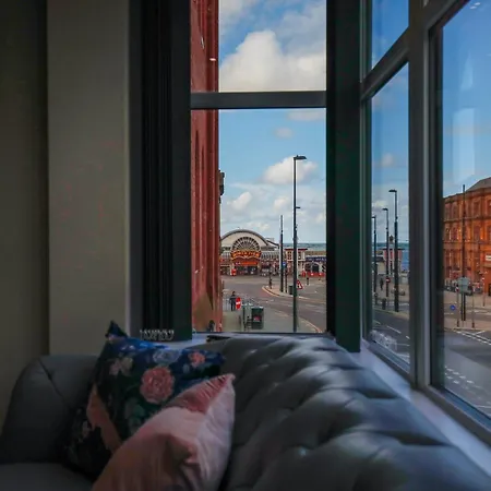 Oceania Apartment Blackpool
