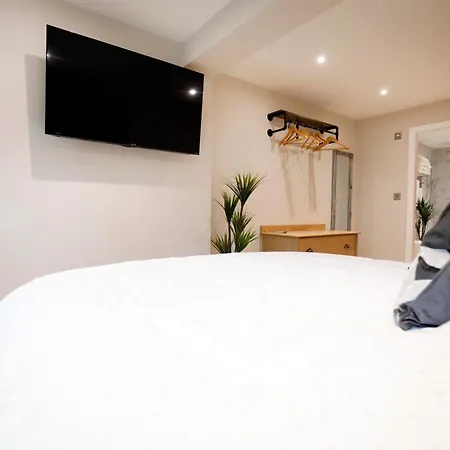 Oceania Apartment *