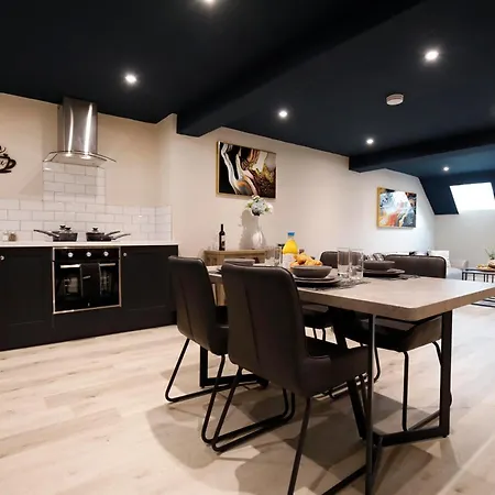 Oceania Apartment Blackpool