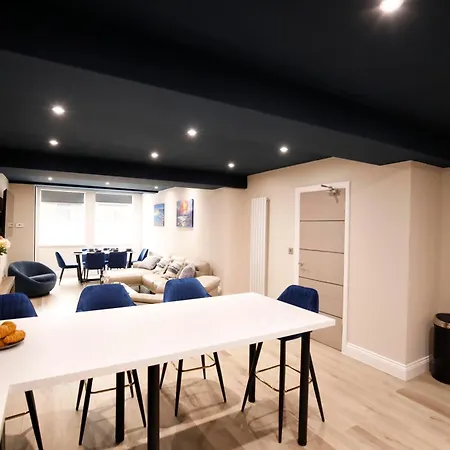 Apartment Oceania *