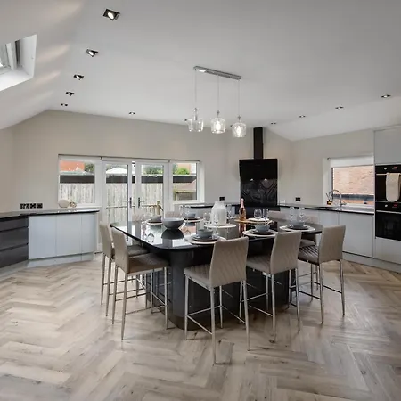 Villa Pleasure Luxury Blackpool