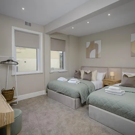 Villa Pleasure Luxury Blackpool