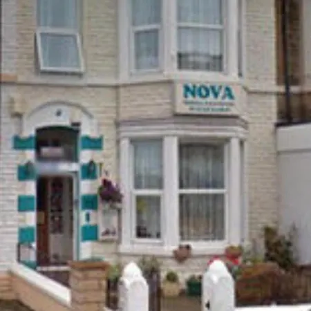 Apartment Seaside Escape At Withnell Road *