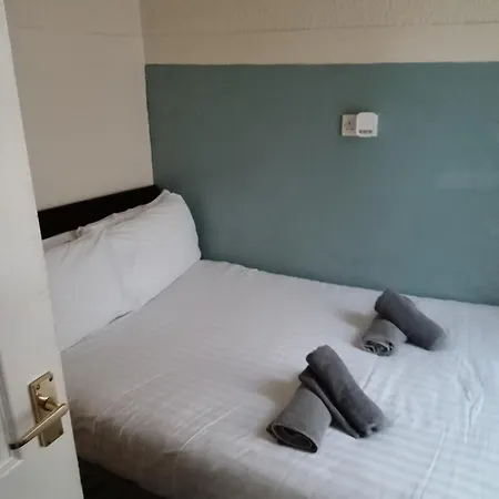 Seaside Escape At Withnell Road * Blackpool