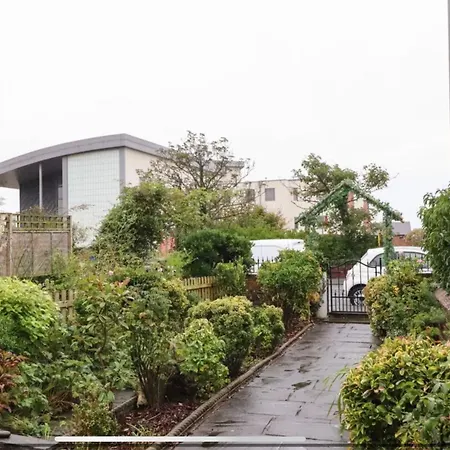 Kitty - 3 Bedroom - Warm And Welcoming - Sleeps 5 - Holiday home *