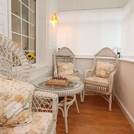 Kitty - 3 Bedroom - Warm And Welcoming - Sleeps 5 - *