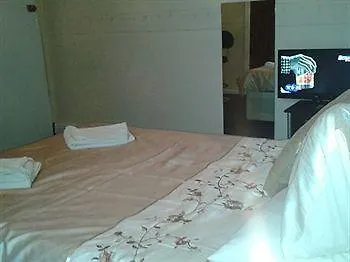 Hotel Tropics Blackpool