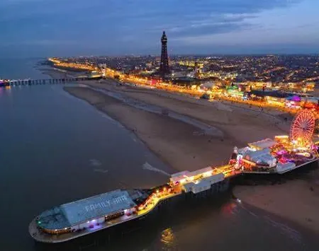 Q - 5* Blackpool