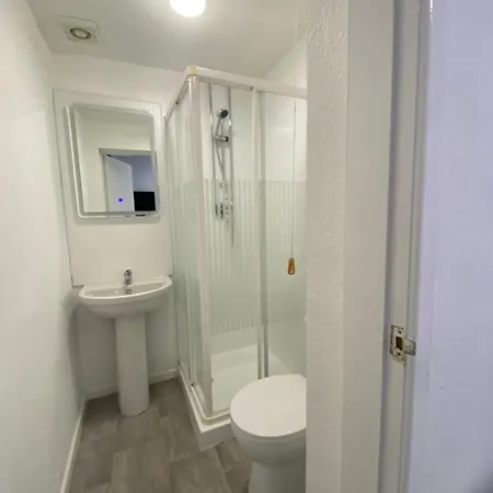 Otel The New Athena *