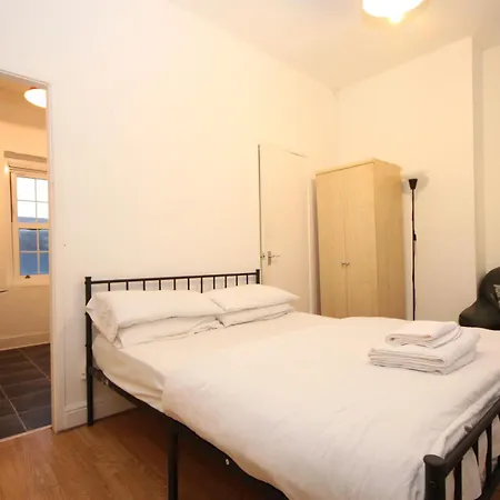 Cosy Casa: Beachfront Promenade Retreat With Free Parking Apartment Blackpool