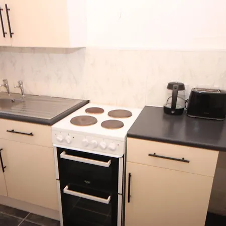 Cosy Casa: Beachfront Promenade Retreat With Free Parking Apartment *