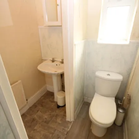 Cosy Casa: Beachfront Promenade Retreat With Free Parking Blackpool