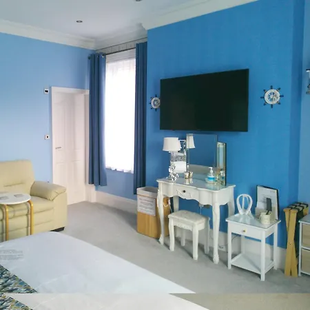 Fourrooms - Couples Only 5* Blackpool