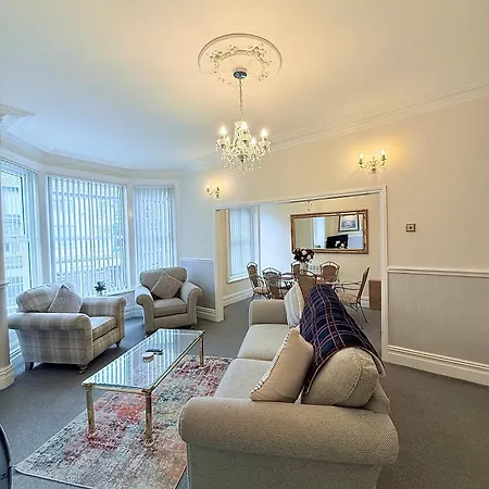 Apartment Large Luxury Blackpool