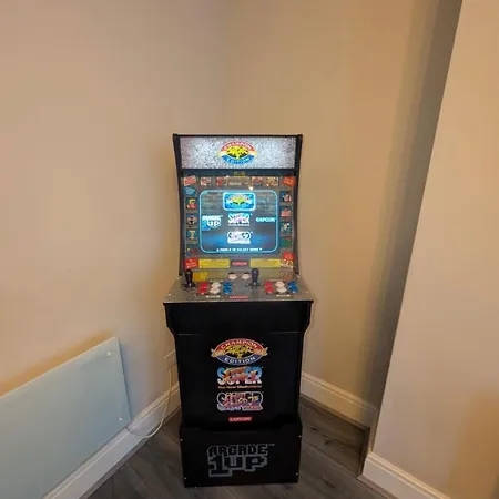Withnell - One - Ground Floor - Retro Gaming Machine Apartment *