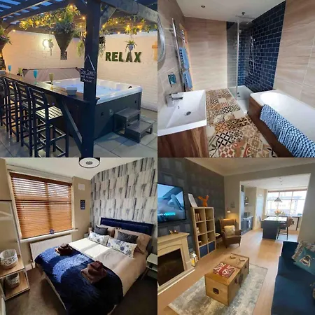 Ocean Hot Tub - Sleeps 11 * Blackpool