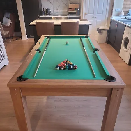 Ocean Hot Tub - Sleeps 11 * Blackpool