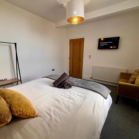 Franks 3 - Sleeps 4