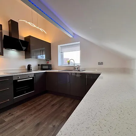Franks 4 - Roof Terrace - Sleeps 6 Apartment Blackpool