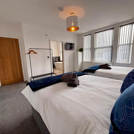 Apartment Franks 4 - Roof Terrace - Sleeps 6 *