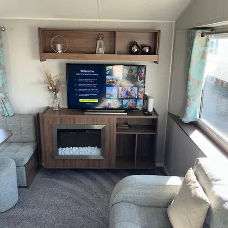 Mccanns Caravan Marton Mere *