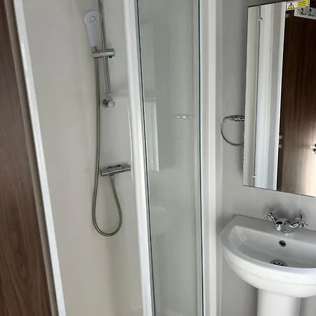 Holiday park Mccanns Caravan Marton Mere *