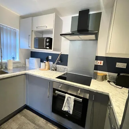 South Pier Apartments - Close To Pleasure Beach And Seafront