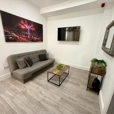 Apartment Osborne Luxury Hot Tub And Jacuzzi *